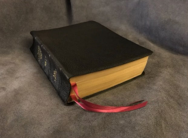 NKJV Dakes annotated reference Bible NEW KING JAMES Version cowhide Leather.
