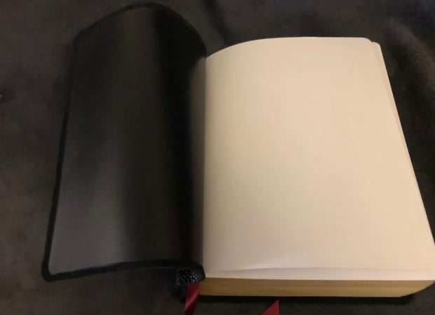 NKJV Dakes annotated reference Bible NEW KING JAMES Version cowhide Leather.