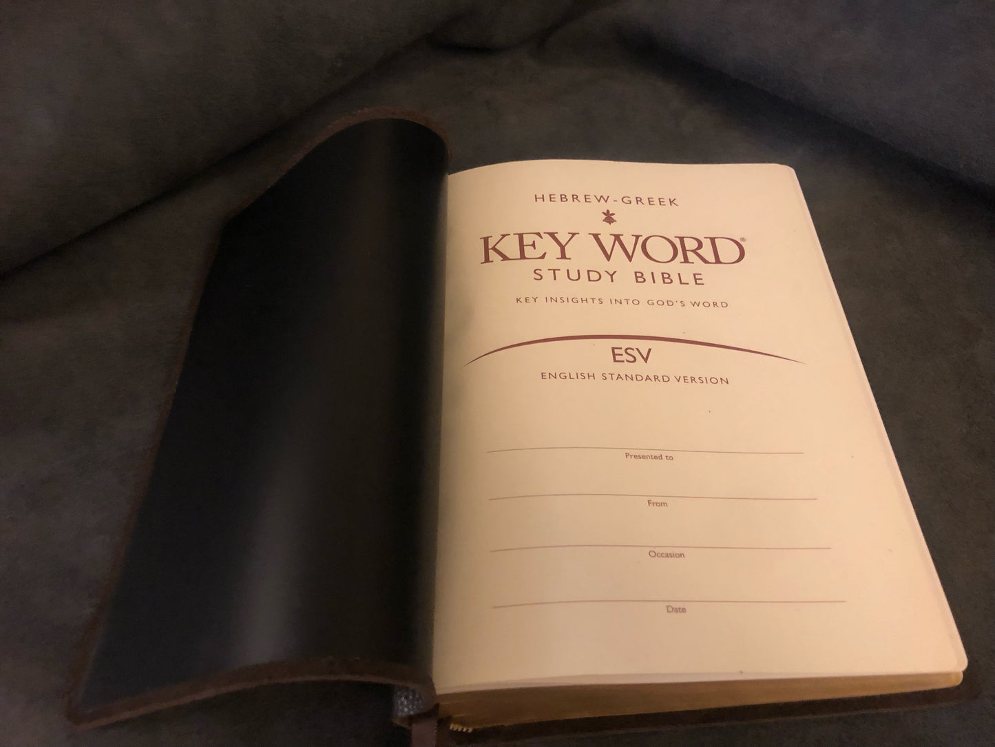ESV KEYWORD STUDY BIBLE
