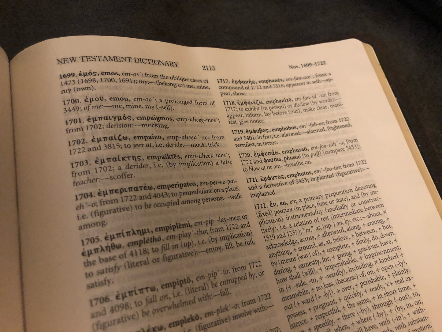 ESV KEYWORD STUDY BIBLE