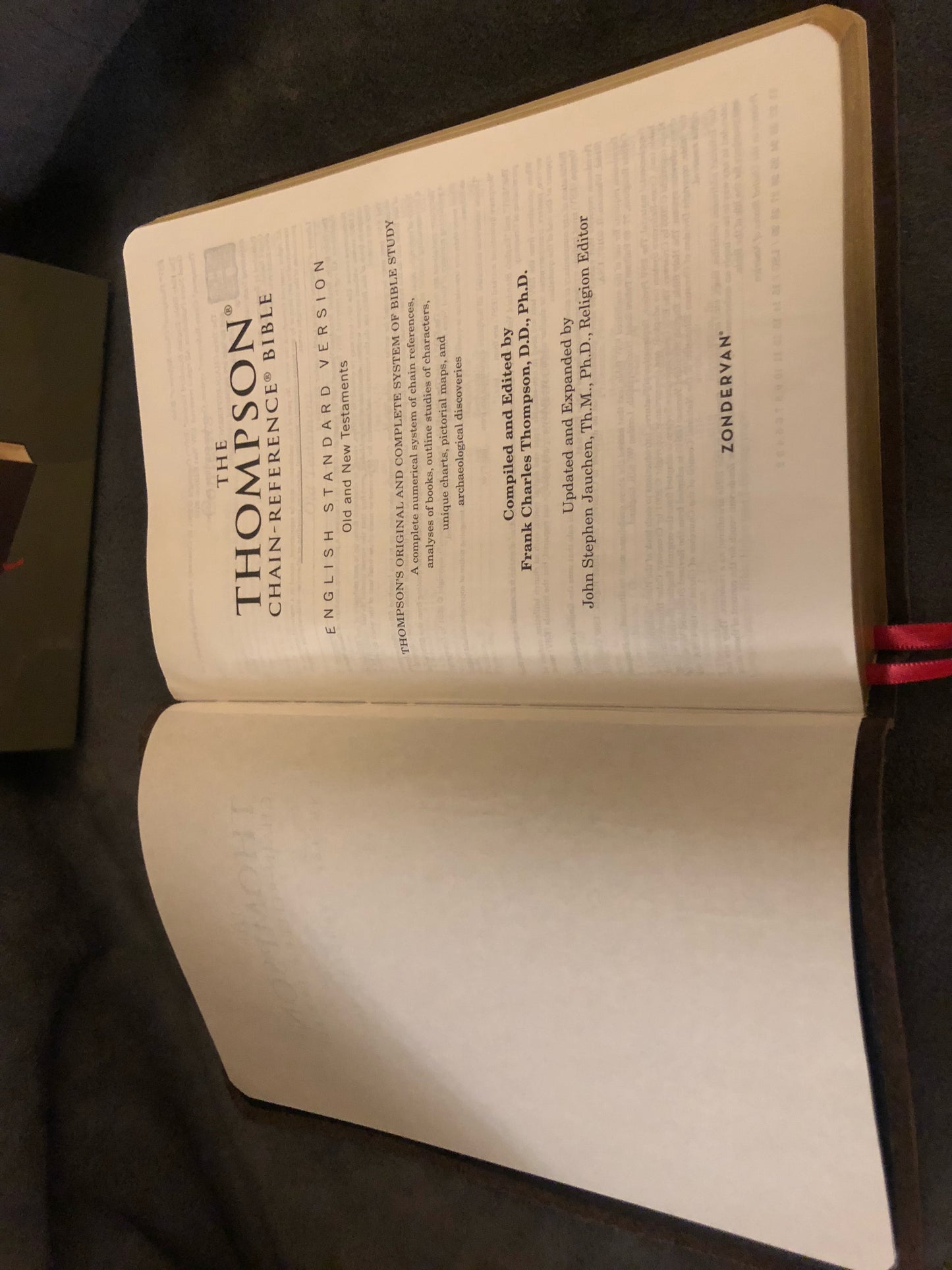 ESV THOMPSON CHAIN REFERENCE BIBLE