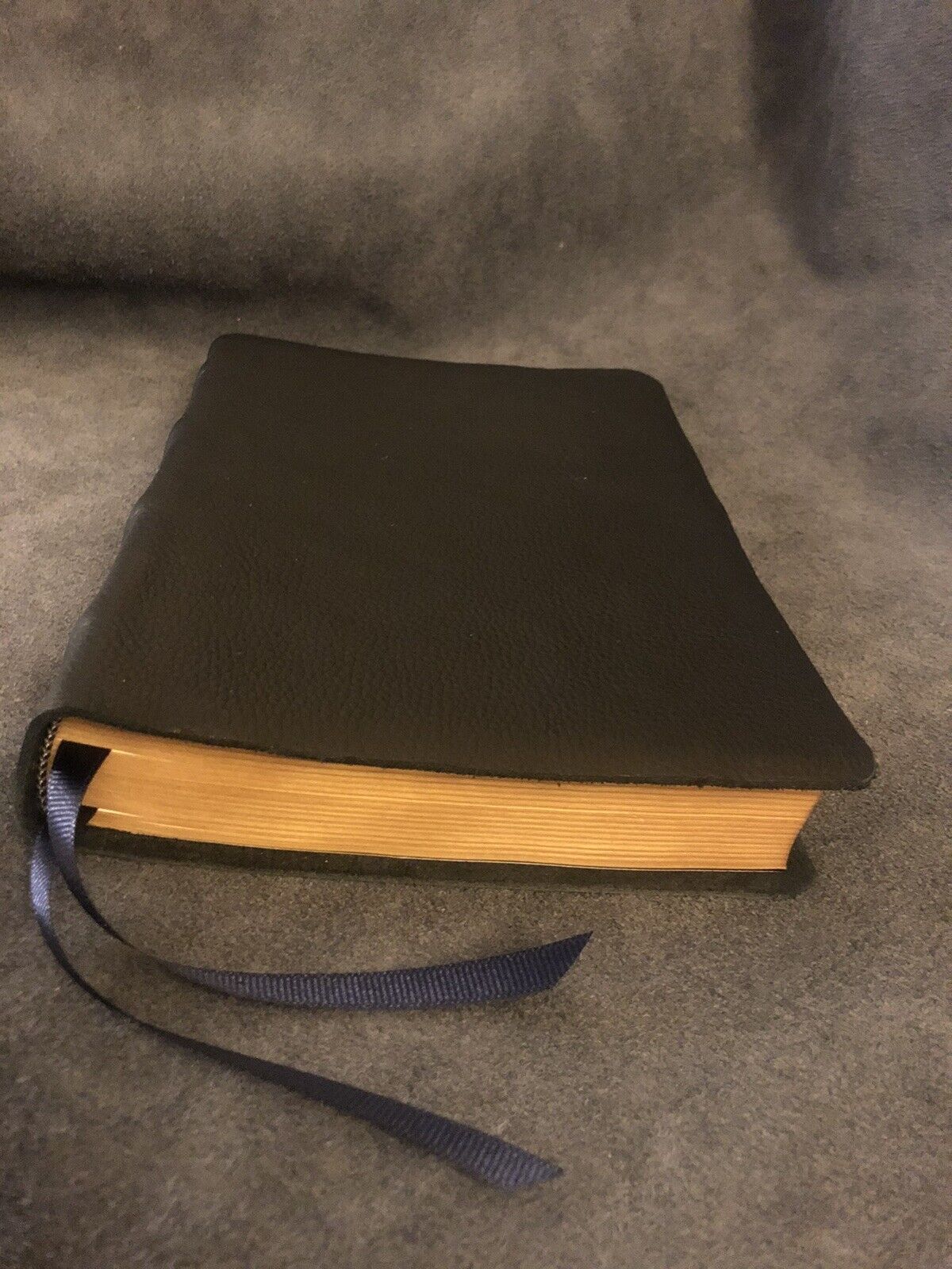 ESV English Standard Version diadem with apocrypha BLACK COWHIDE LEATHER Cam