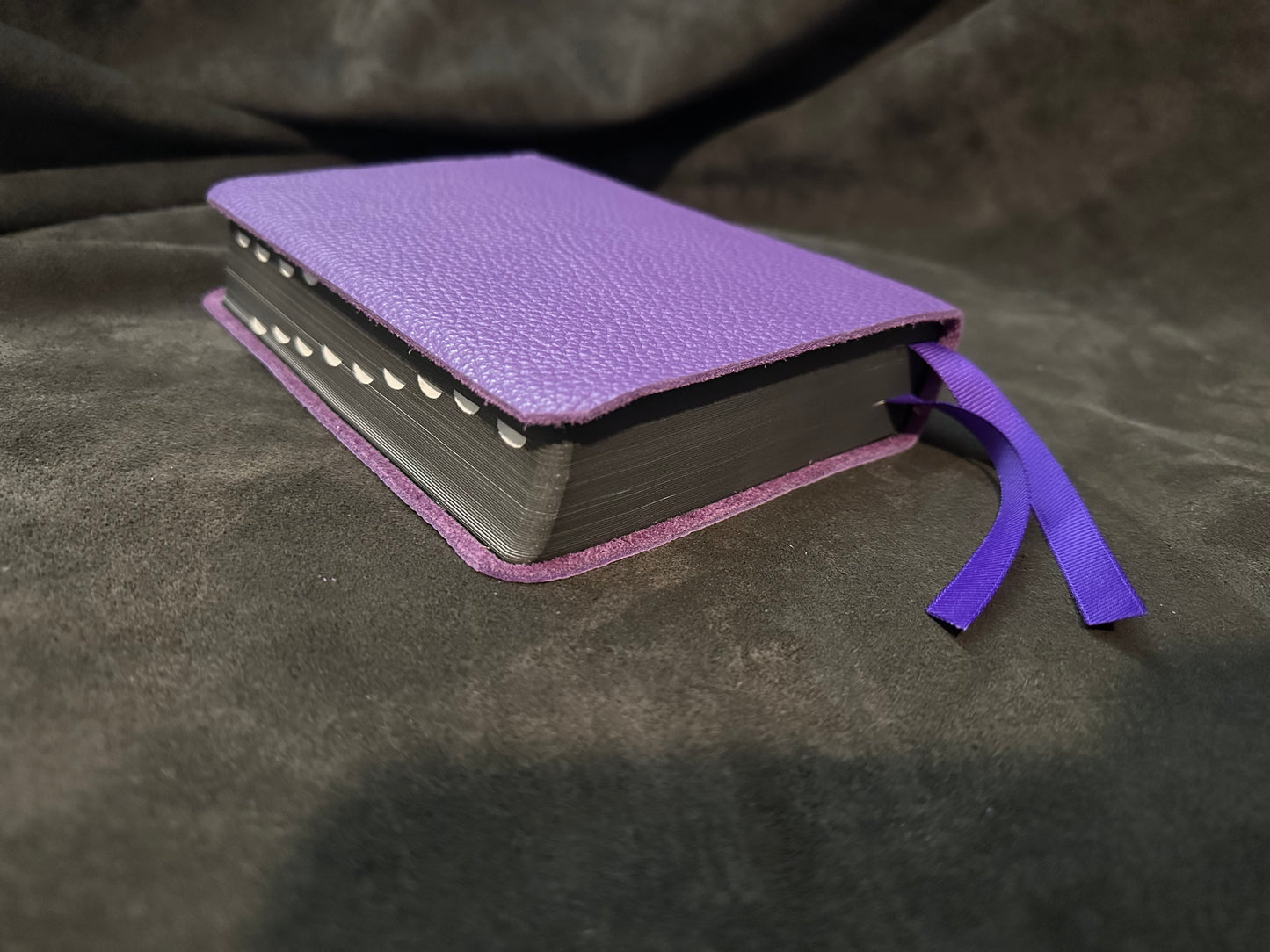 LSB PORTABLE PARAGRAPH REFERENCE PURPLE GENUINE COWHIDE