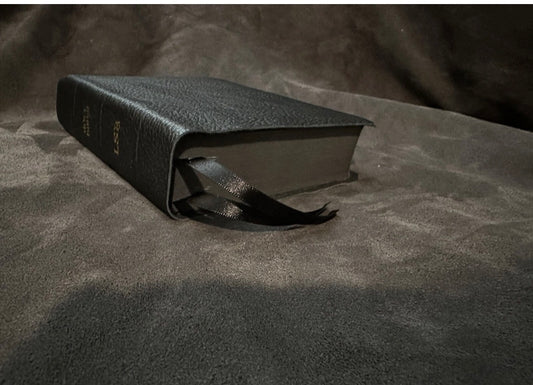 LSB portable paragraph Bible all black