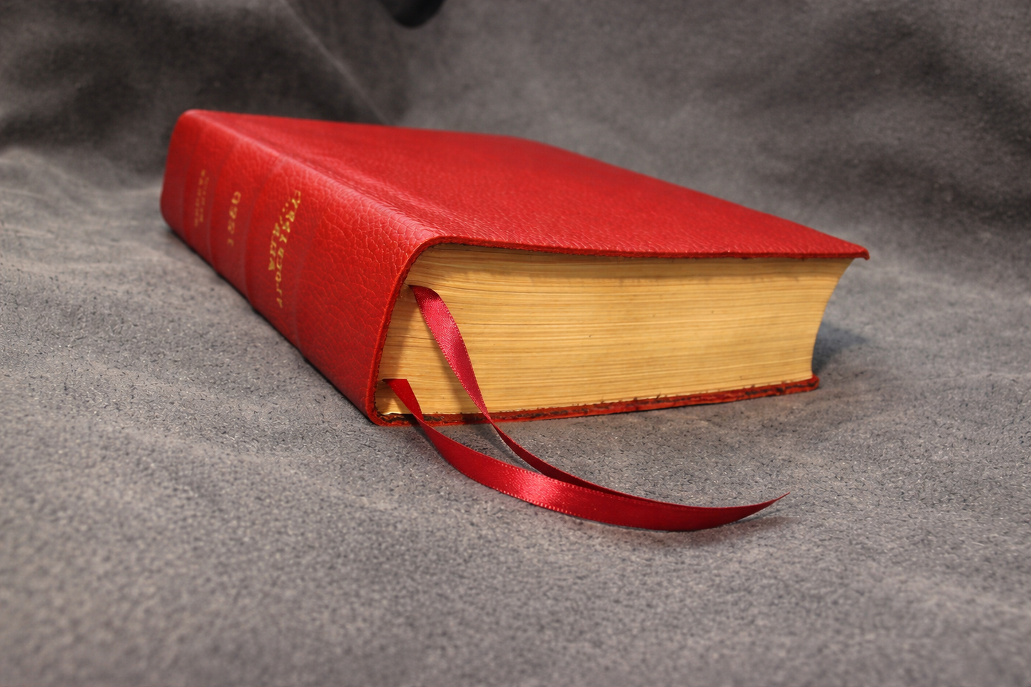 Red 1560 geneva bible leather With Apocrypha And Reformer Notes Deuterocanonical