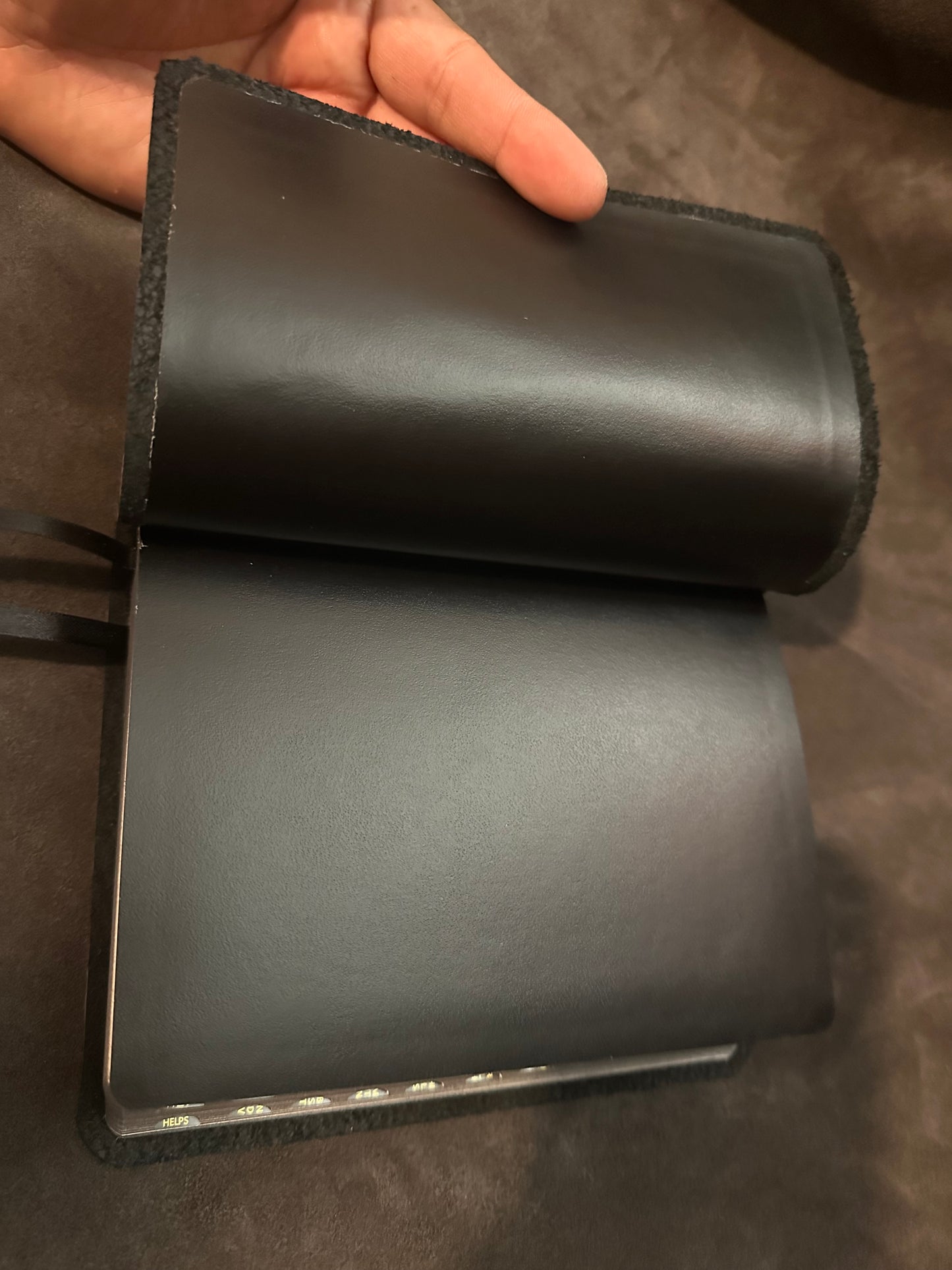 LSB PORTABLE PARAGRAPH REFERENCE BLACK ON BLACK