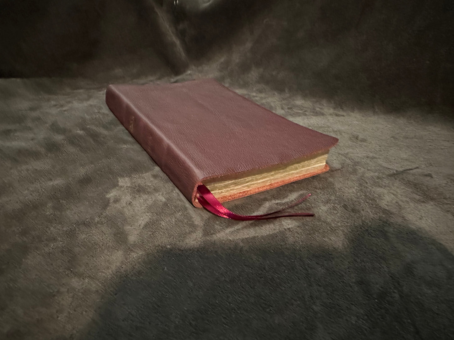 esv thinline bible leather English Standard Version Burgundy Compact