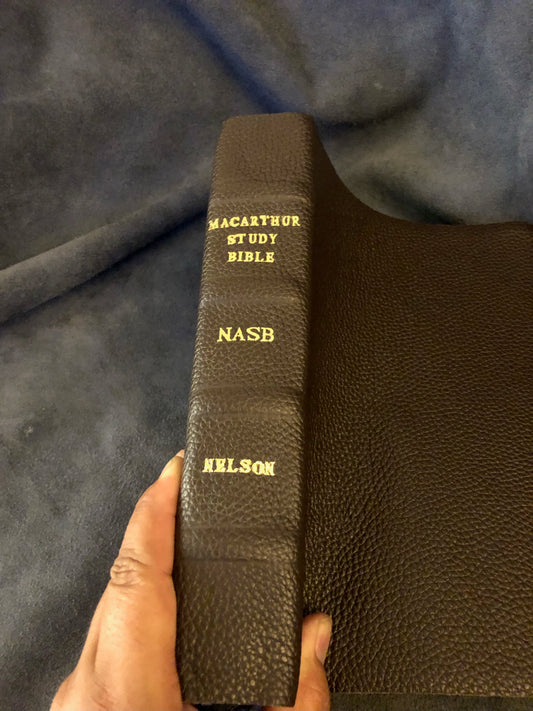 NASB MacArthur study Bible 2nd edition NEW AMERICAN STANDARD cowhide Leather